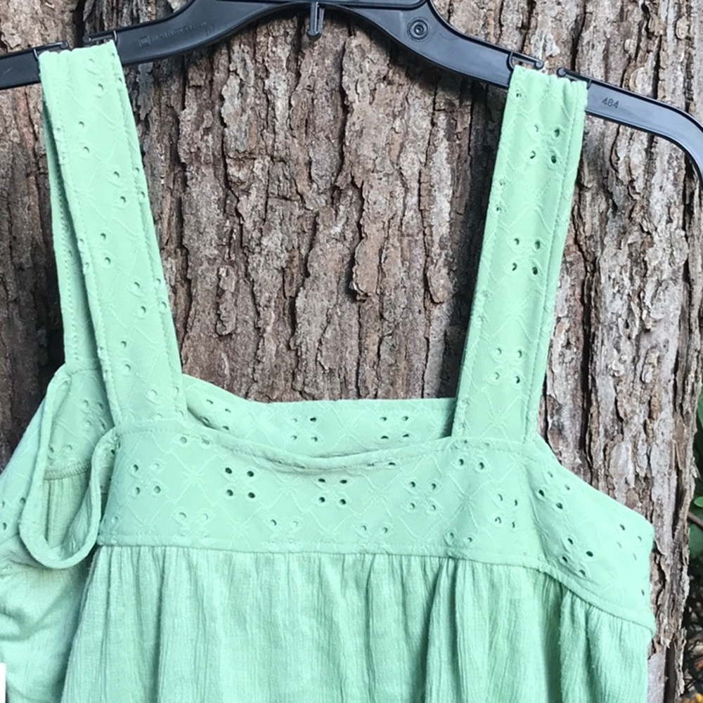 NWT Secret Treasures Green Knit Gauze Tank Top Sleepwear Eyelet Lace M (8-10)